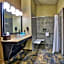 Holiday Inn Express and Suites Lubbock South By IHG
