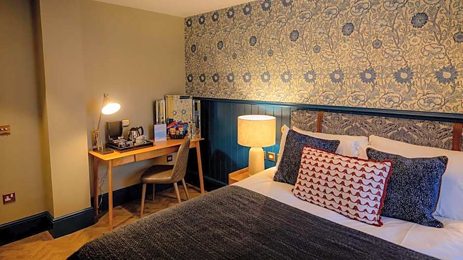 Brisbane House Hotel