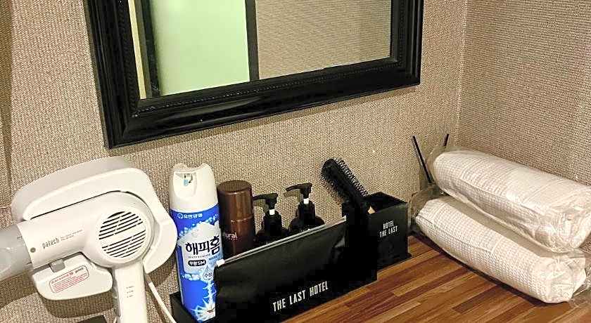 The Last Hotel