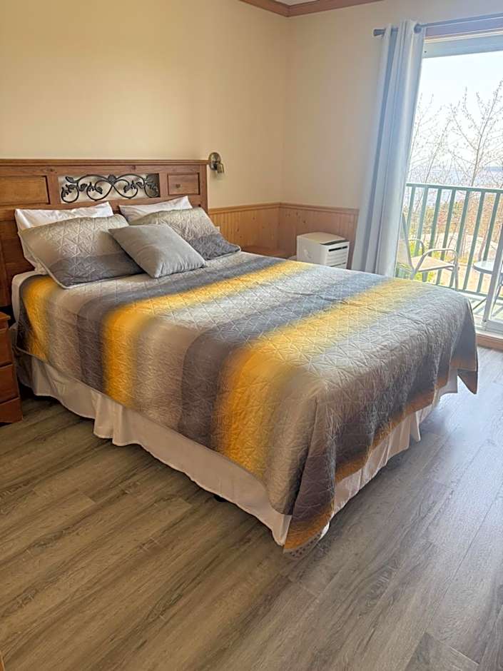 Hôtel Sous la Croix 152725