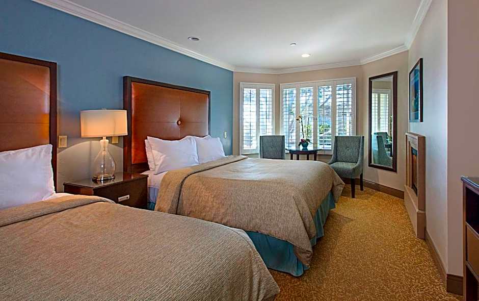 Blue Dolphin Inn