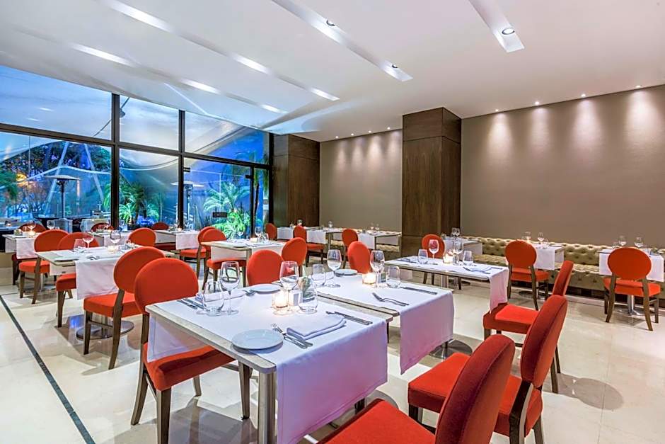 NH Collection Bogotá Royal Teleport