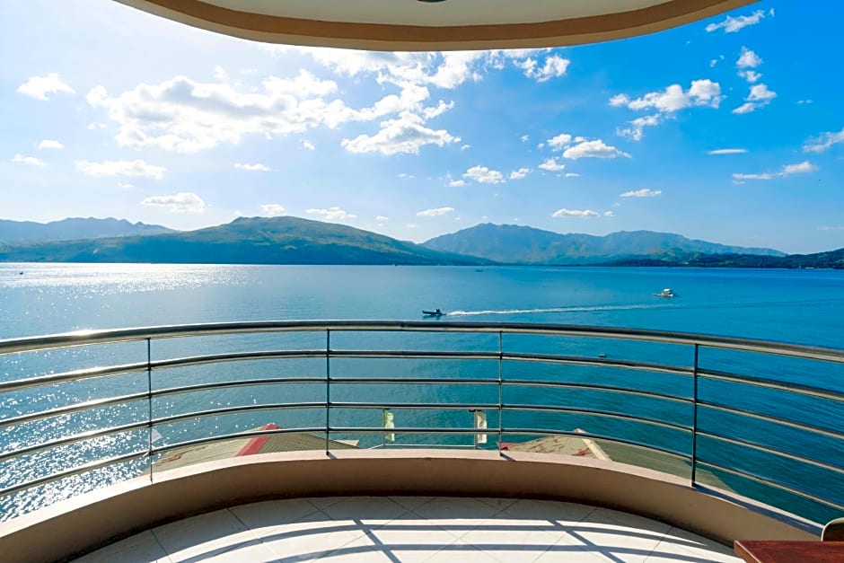 RedDoorz Plus @ Seaborne Hotel Subic Zambales