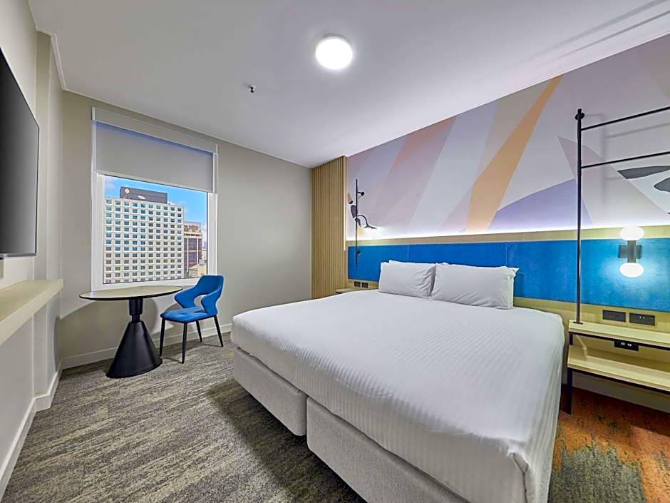 Ibis Perth