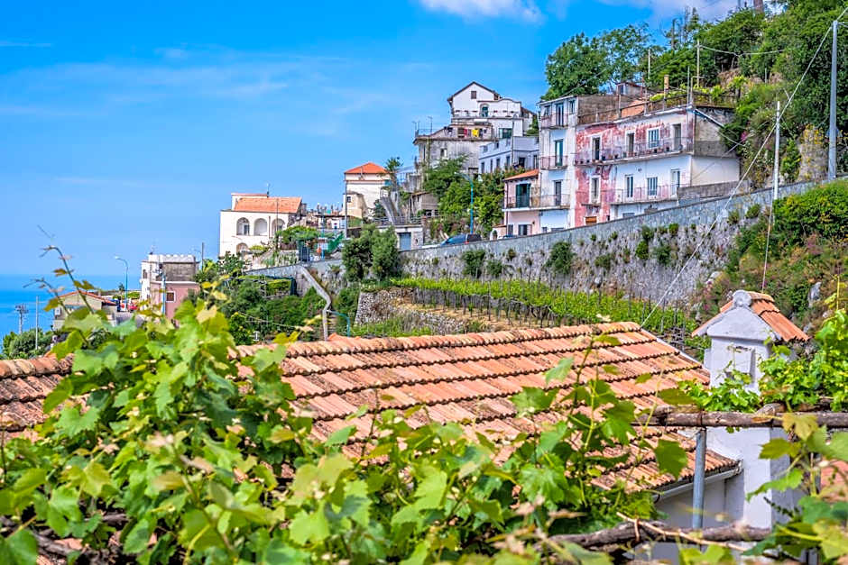 Albergo Diffuso Bacco Furore