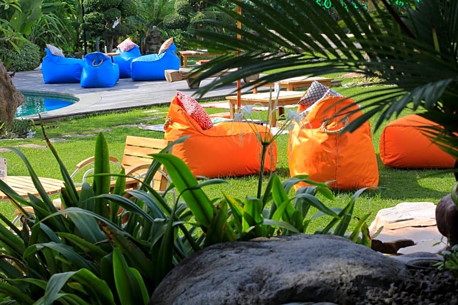 Taulan Villa by Social Hideout