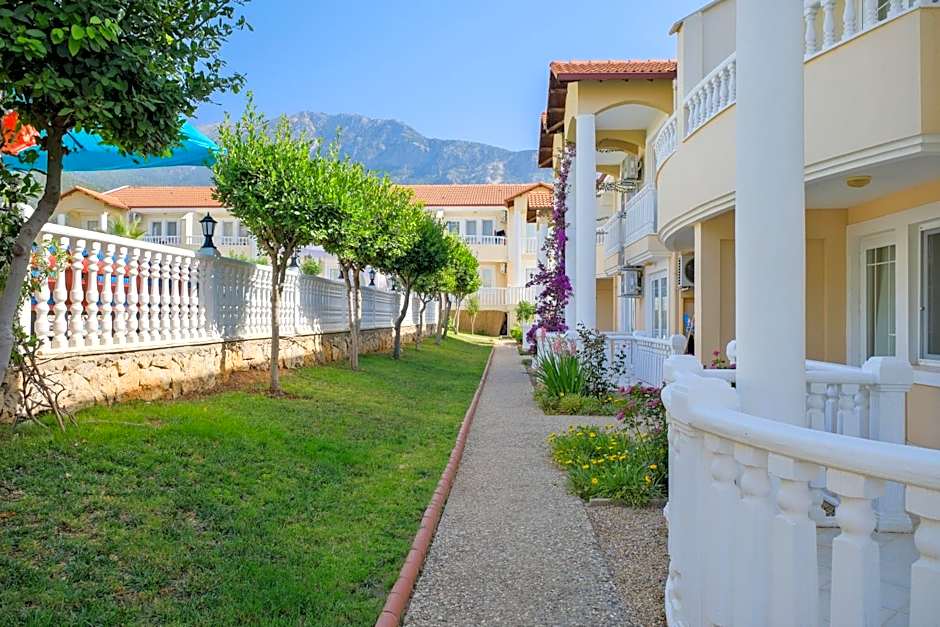 Larimar Suite Hotel