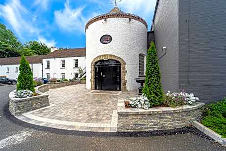 Dunadry Hotel And Gardens