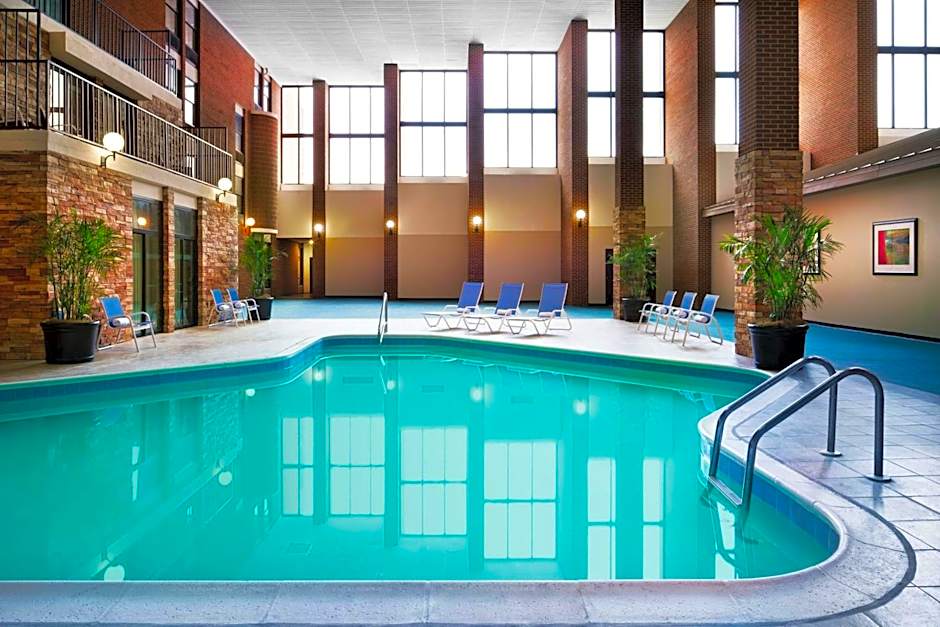 Four Points By Sheraton Richmond Airport