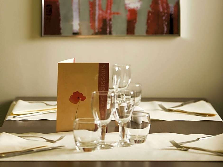 Hotel Mermoz Paris Le Bourget