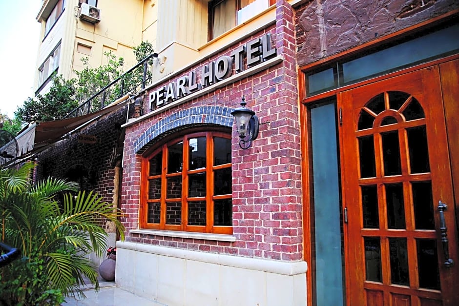 Pearl Hotel