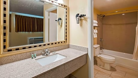 2 Queen Beds | Suite, Non-Smoking, Sofa-Bed