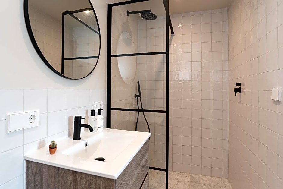 Empire suites garden view