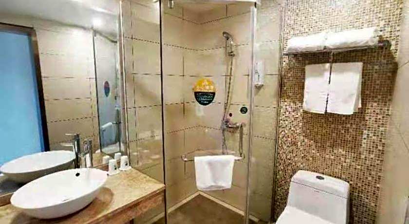 GreenTree Inn Huzhou South Street Chaoyin Bridge Business Hotel