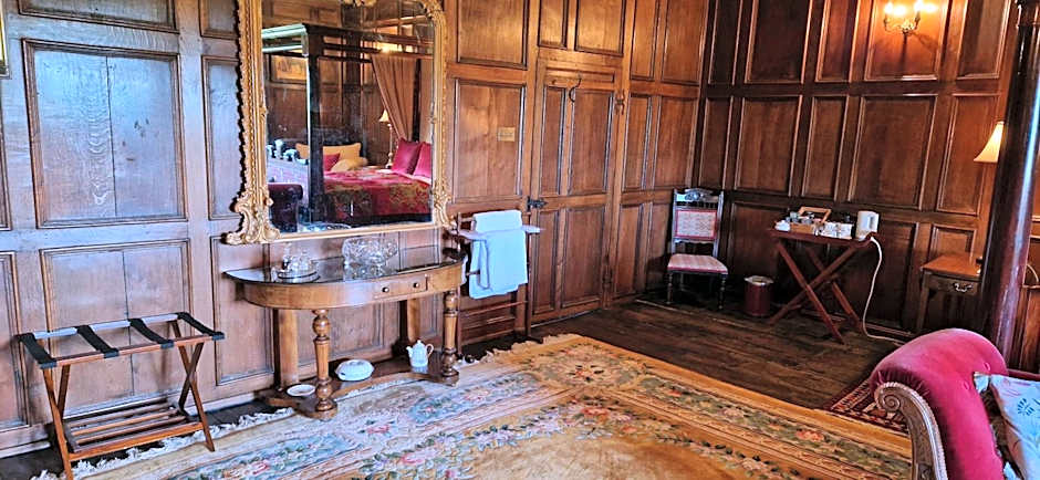 Braithwaite Hall Bed & Breakfast