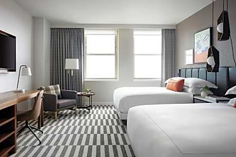 Queen Room with Two Queen Beds - Mobility Access Roll in Shower/Non-Smoking