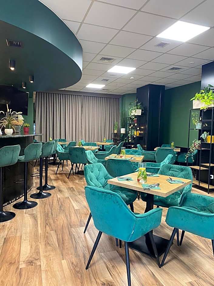 CKS Warszawa (Centrum Konferencyjno-Szkoleniowe CS Natura Tour)