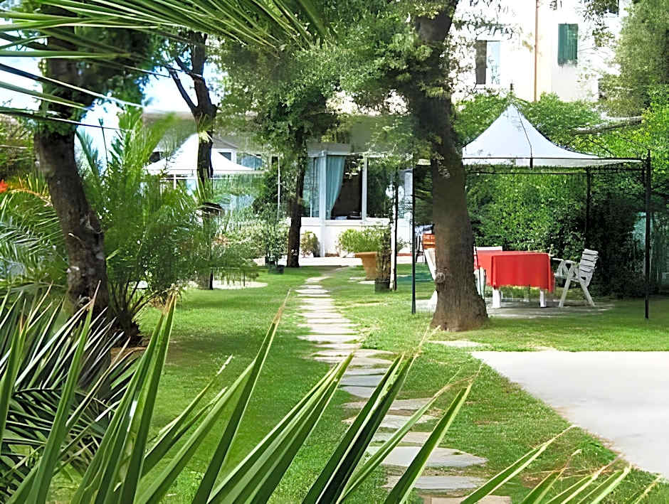 Hotel Mirage