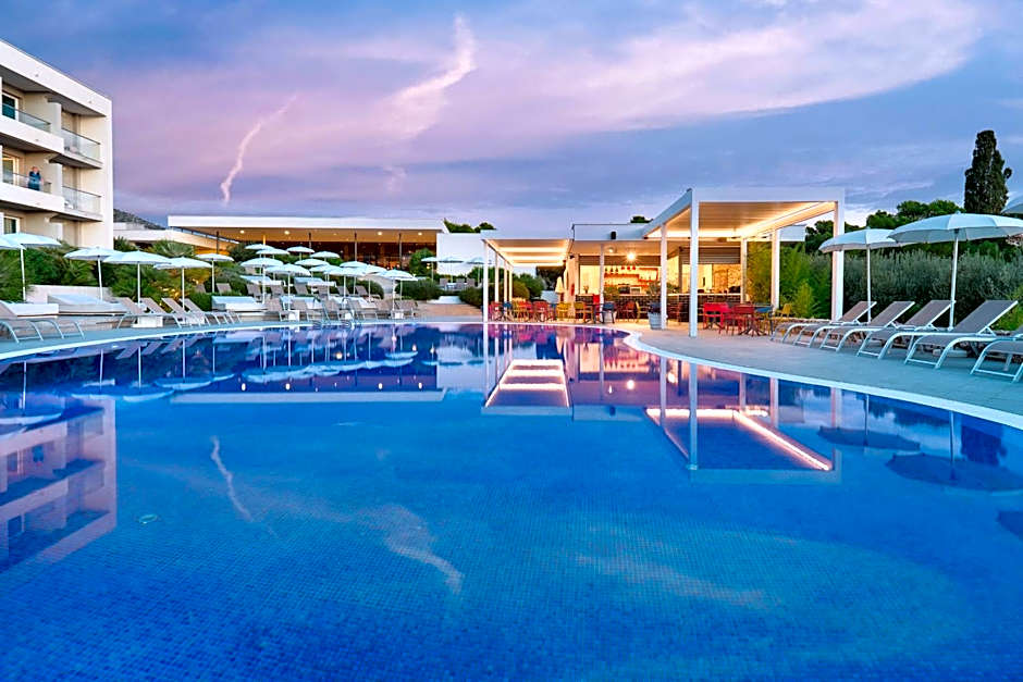 Pharos Hvar Bayhill Hotel