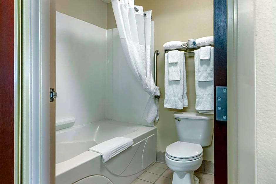 Comfort Suites Grandville