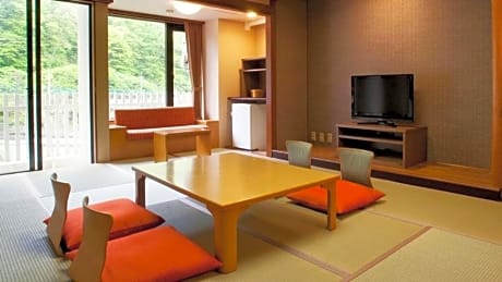 Japanese-Style Room - Mountain Side - Non-Smoking - Yurakukan