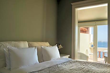 Premium Room with Sea View (Main Building)