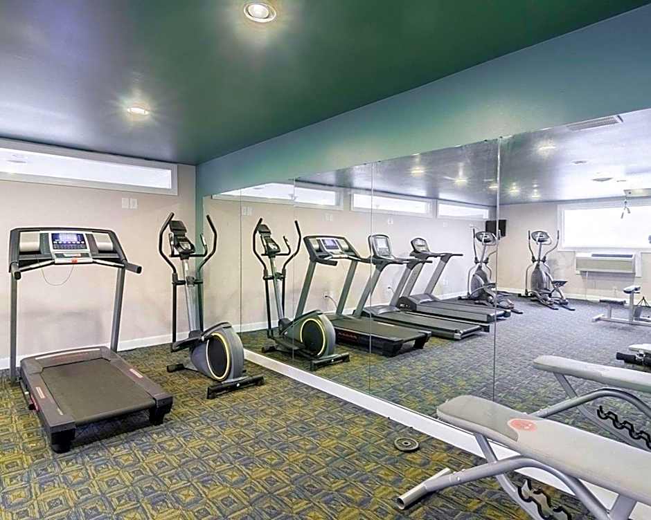 Rodeway Inn & Suites Williamsburg Central