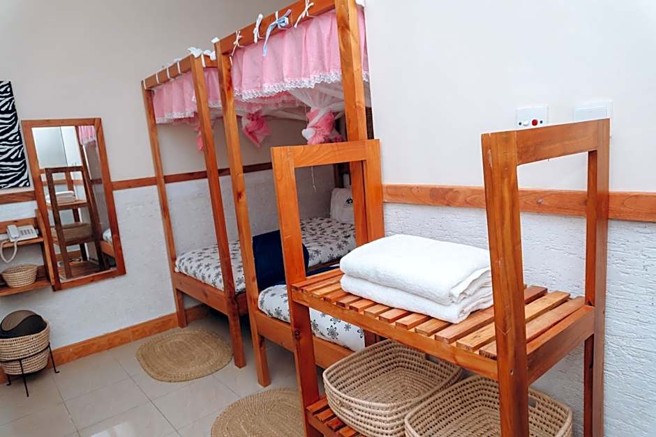 Arusha Giraffe Lodge