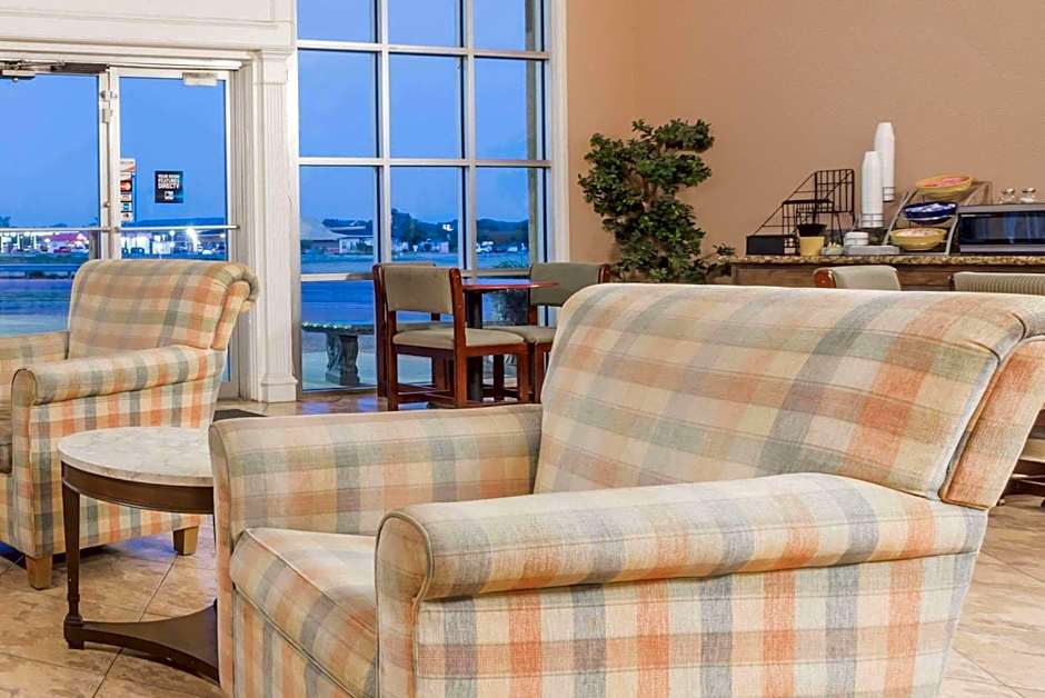 Knights Inn Greenville