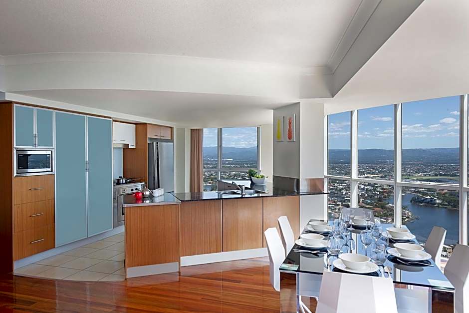 Mantra Towers of Chevron Surfers Paradise