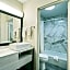 Quality Inn & Suites McDonough South I-75
