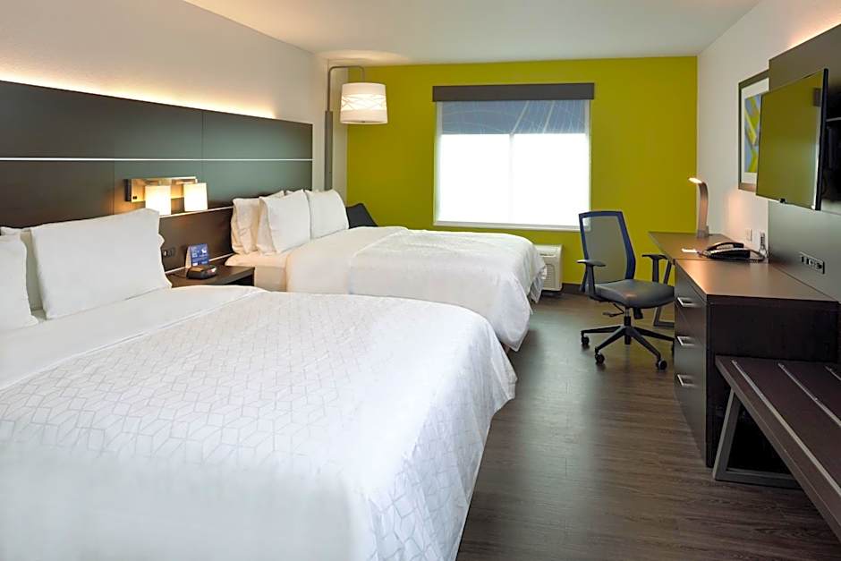 Holiday Inn Express & Suites Pueblo By IHG