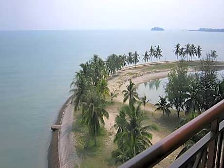 Paradise Lagoon Apartment