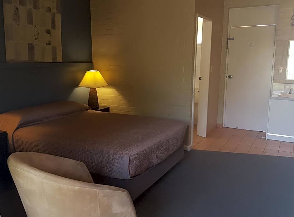 Bishops Lodge Narrandera
