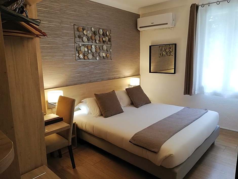 Hotel Miramar- Cap d'Antibes - La Garoupe plage