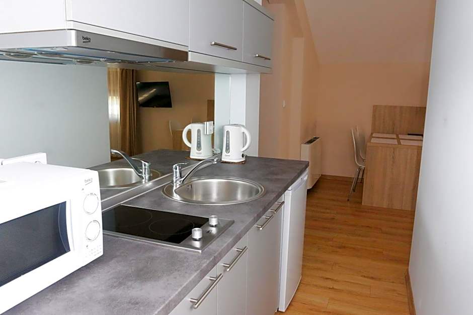 Hotel Logavina 8 Garage Parking