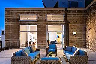 Vivian Apartments