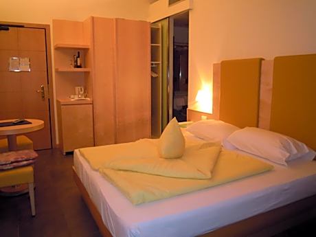 Standard Double or Twin Room with Balcony