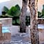 The Hedge Guesthouse