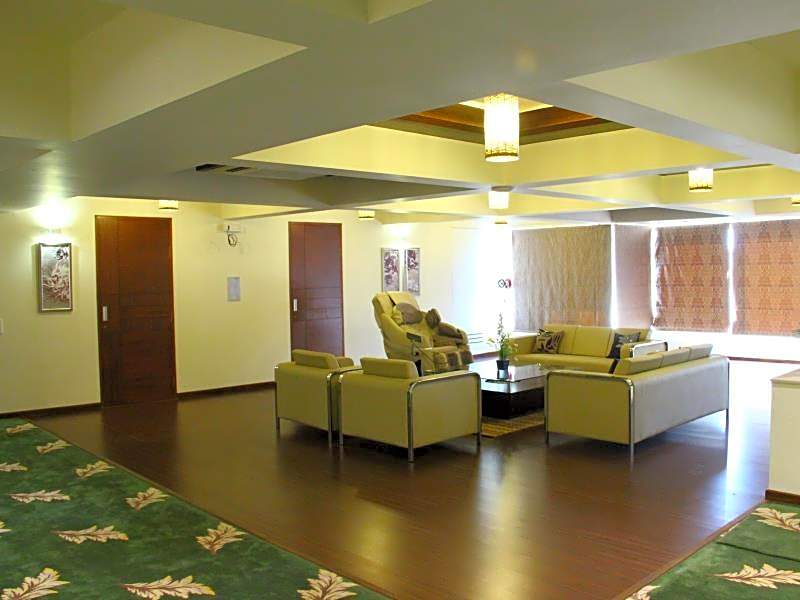 Kells Hotel and Restaurant