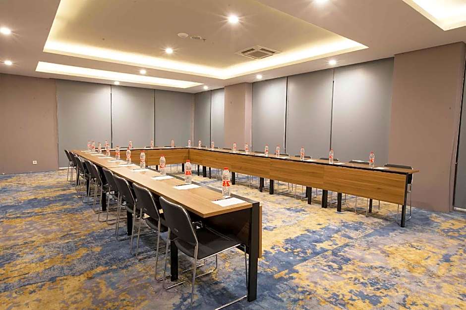 The Life Styles Hotel Surabaya