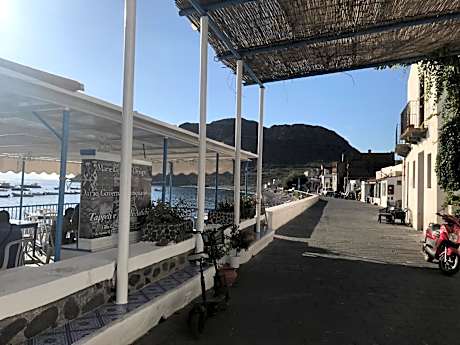 Superior Triple Room with Sea View