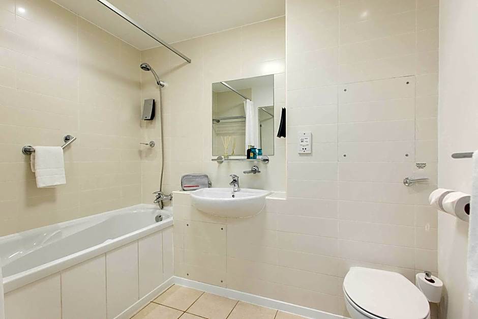 PREMIER SUITES Newcastle