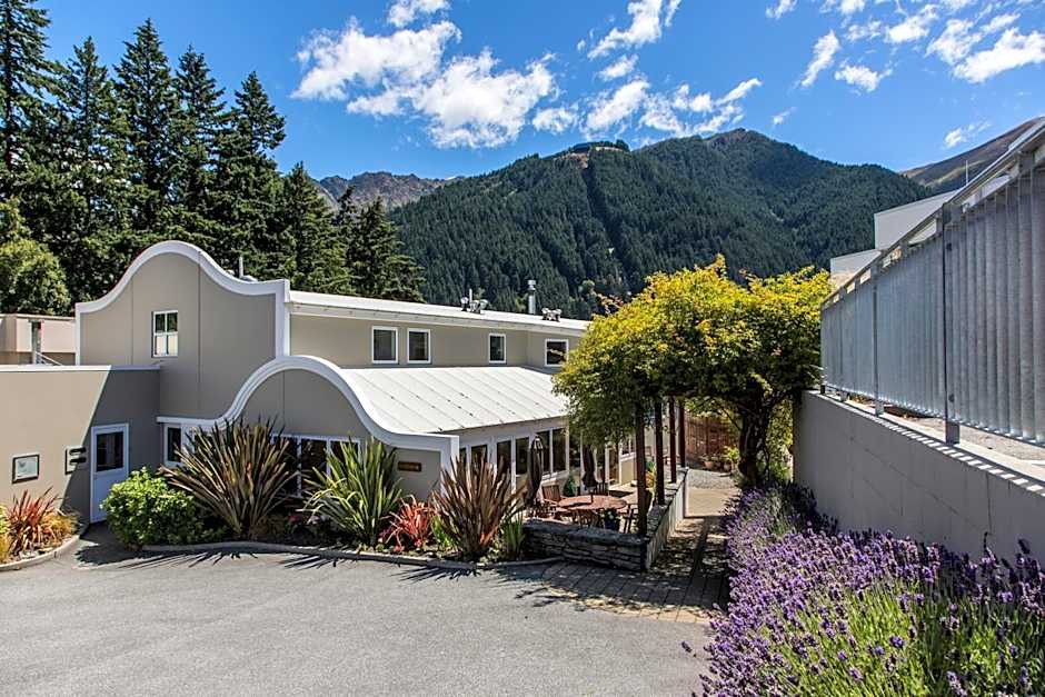 The Central Hotel Queenstown, A Naumi Chapter