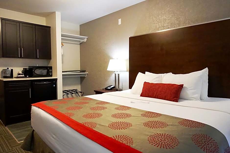 Ramada by Wyndham Moose Jaw