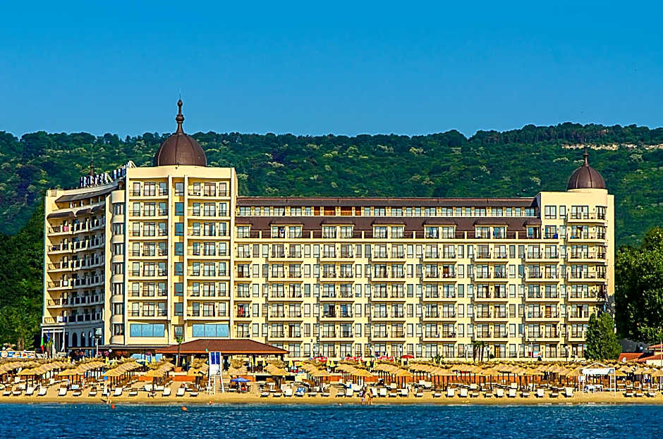 Admiral Hotel - Ultra All Inclusive & Private Beach