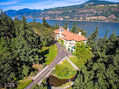 Columbia Gorge Hotel & Spa