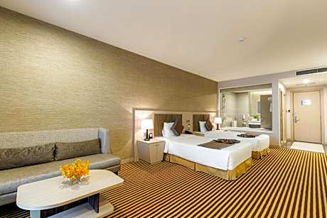 Deluxe Twin Room with Sea View