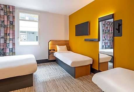 Quadruple Room - Non-Smoking