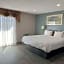 Days Inn by Wyndham Medford